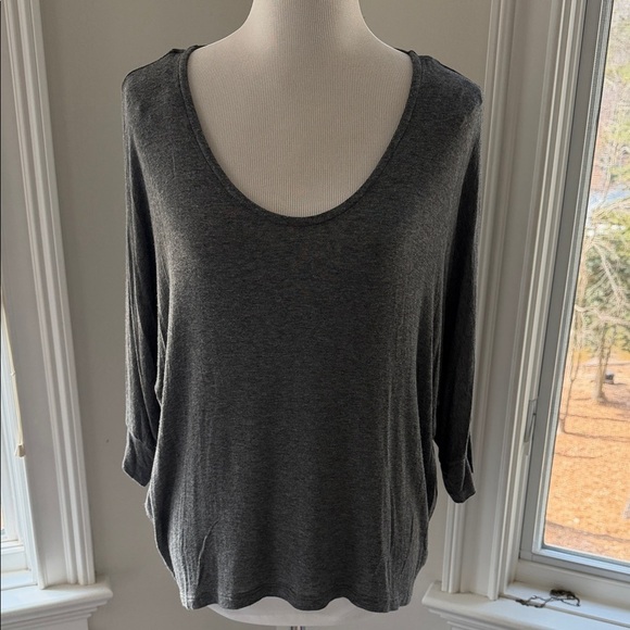 Splendid Tops - SPLENDID Batwing Scoopneck 3/4 Sleeve Top, Soft & Cozy, Rayon/spandex blend, Med